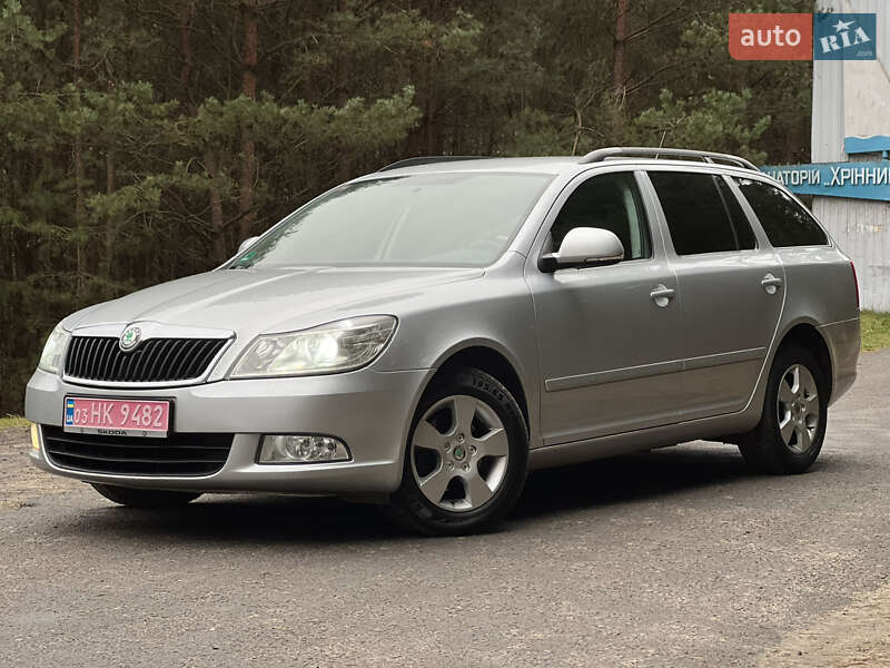 Універсал Skoda Octavia 2010 в Демидівці
