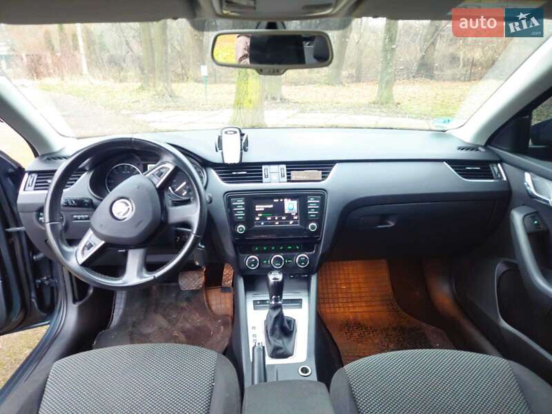 Универсал Skoda Octavia 2014 в Ивано-Франковске