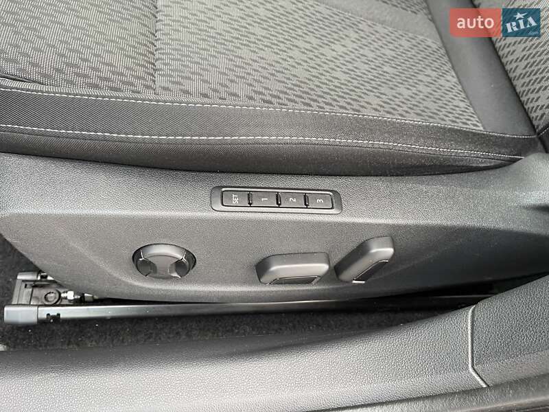 Универсал Skoda Octavia 2021 в Черновцах