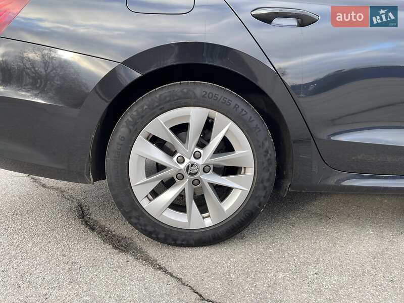 Универсал Skoda Octavia 2021 в Черновцах