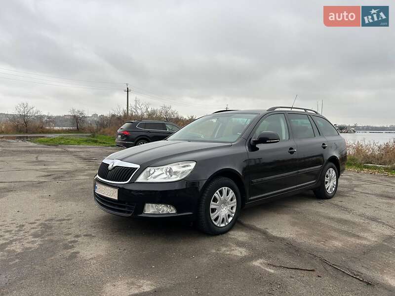 Універсал Skoda Octavia 2010 в Миколаєві фото Універсал Skoda Octavia 2010 в Миколаєві