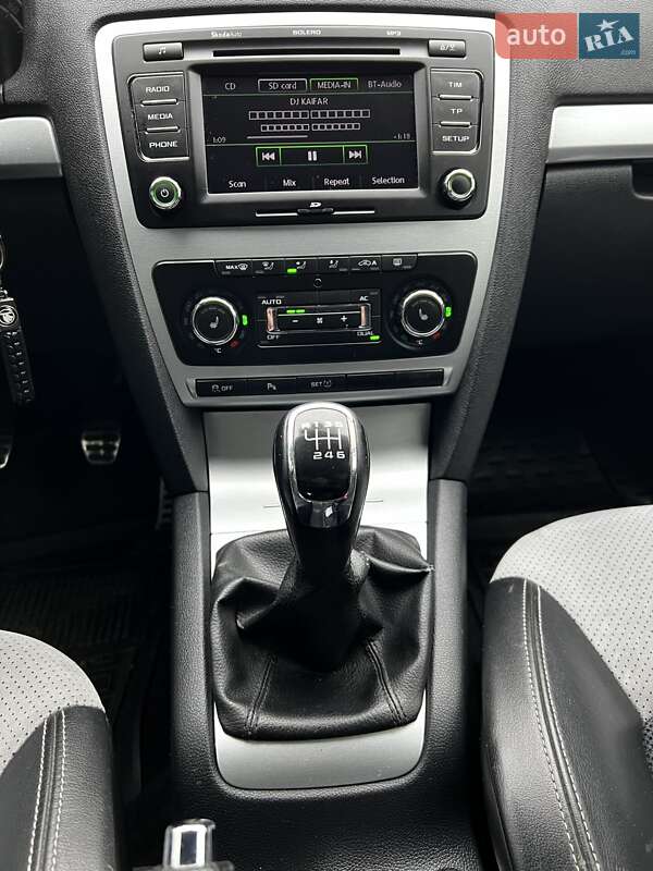 Универсал Skoda Octavia 2010 в Сарнах
