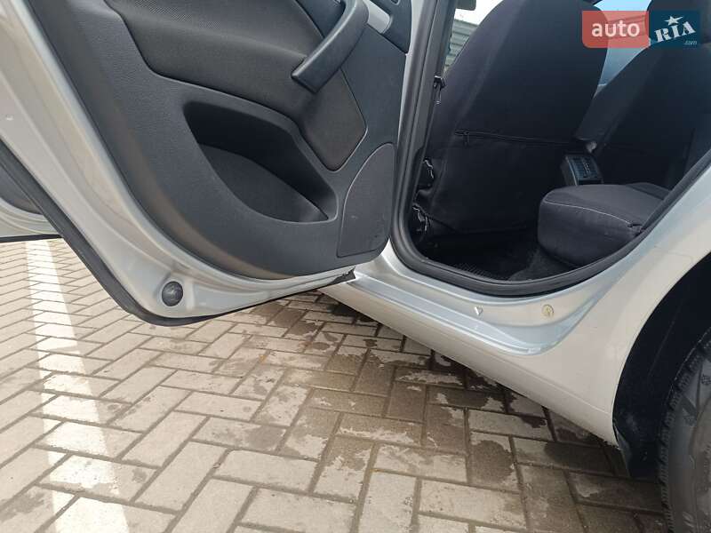 Універсал Skoda Octavia 2011 в Івано-Франківську