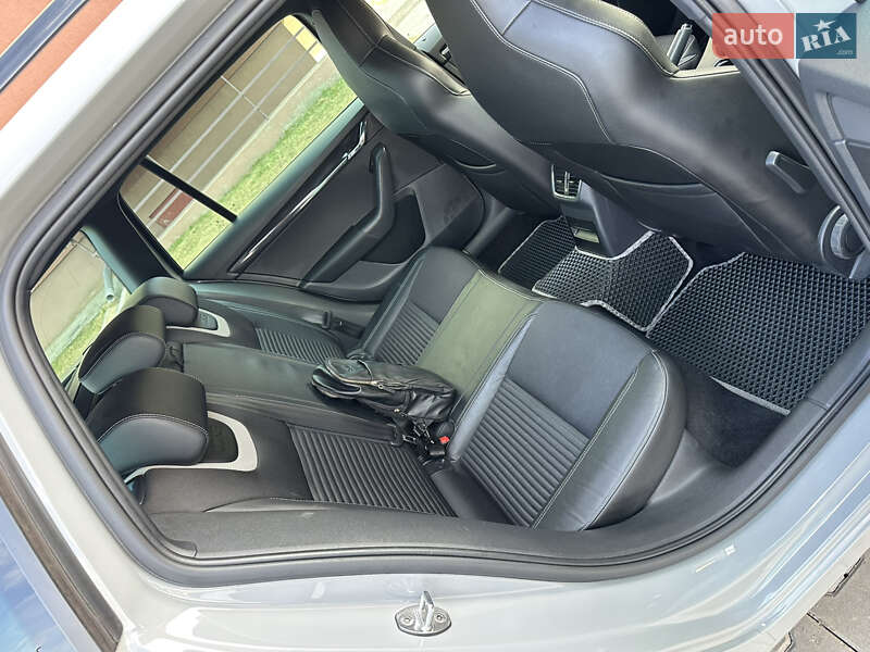 Универсал Skoda Octavia 2016 в Хмельницком