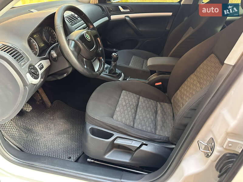 Лифтбек Skoda Octavia 2011 в Мукачево