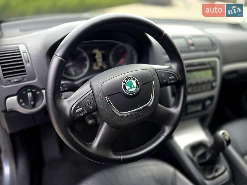 Универсал Skoda Octavia 2011 в Полтаве