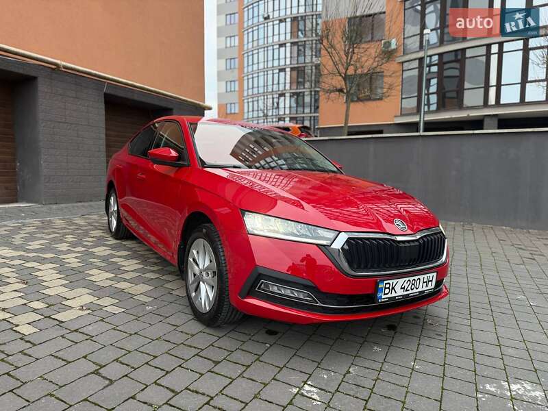 Ліфтбек Skoda Octavia 2021 в Івано-Франківську