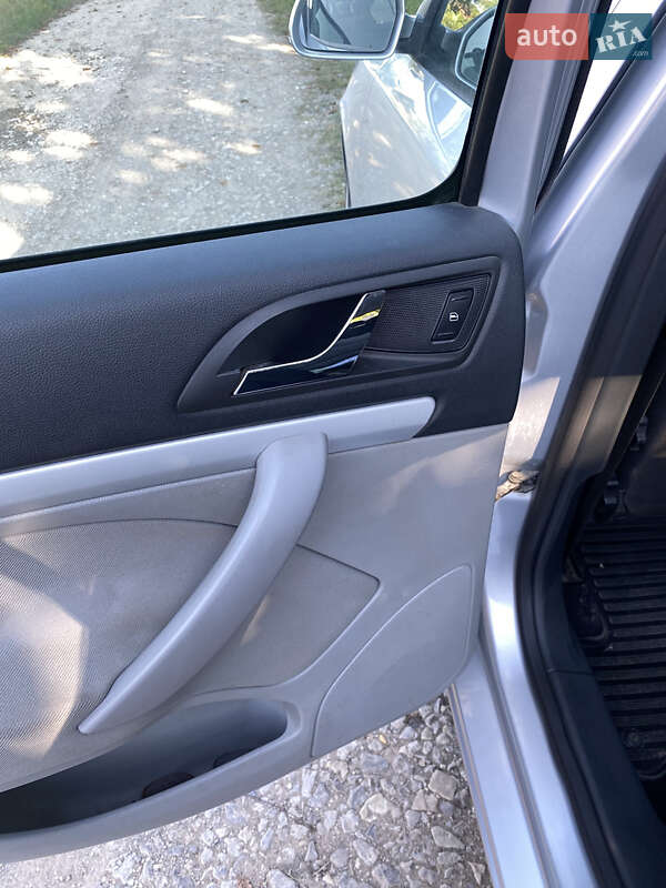 Лифтбек Skoda Octavia 2010 в Каменец-Подольском фото 22 Лифтбек Skoda Octavia 2010 в Каменец-Подольском