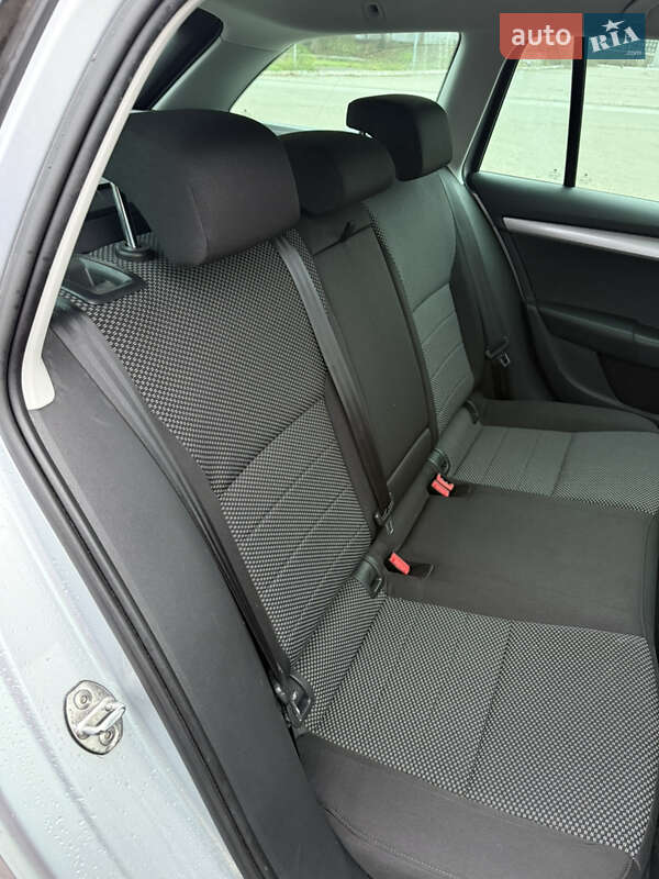 Универсал Skoda Octavia 2014 в Великой Багачке