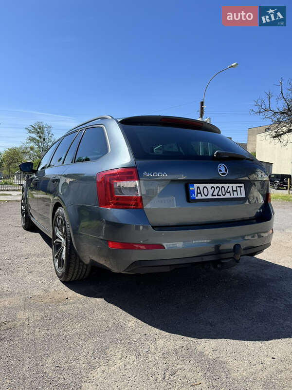 Универсал Skoda Octavia 2015 в Ужгороде