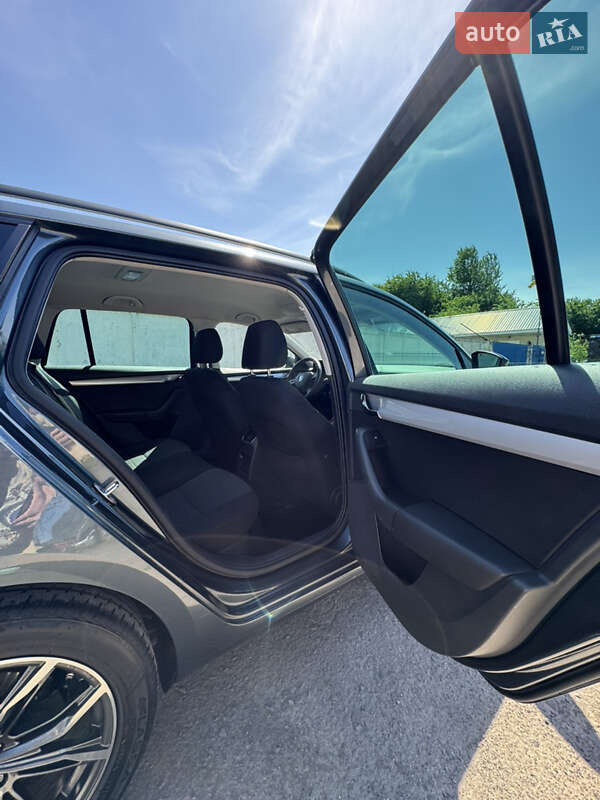 Универсал Skoda Octavia 2015 в Ужгороде