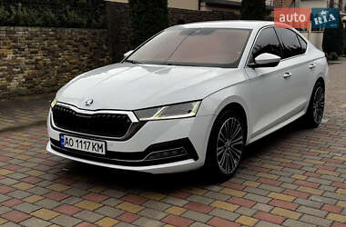 Лифтбек Skoda Octavia 2020 в Ужгороде