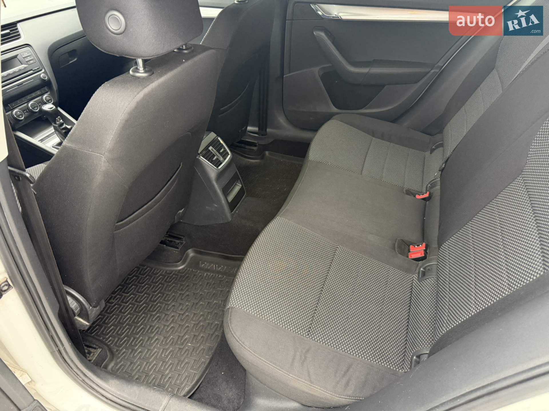 2014 Skoda Octavia - мініатюра 19