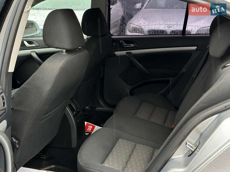 Лифтбек Skoda Octavia 2012 в Виннице