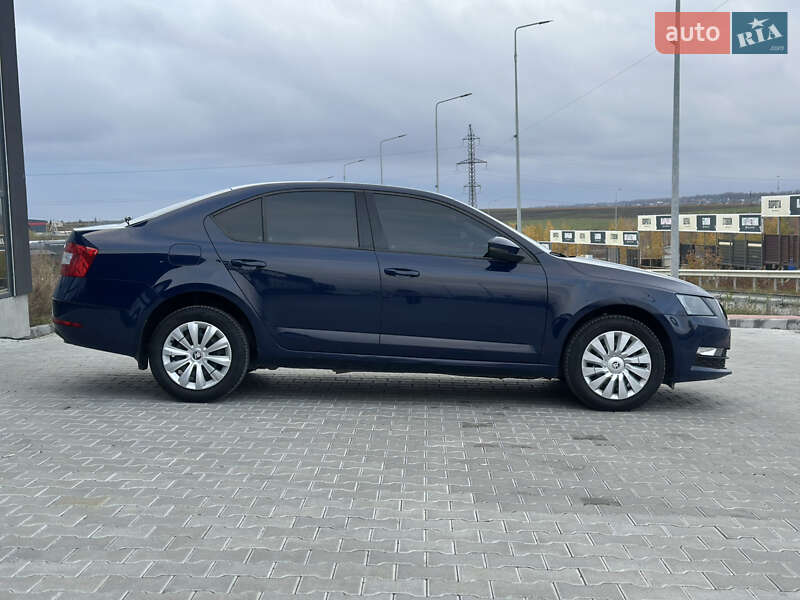 Лифтбек Skoda Octavia 2017 в Тернополе