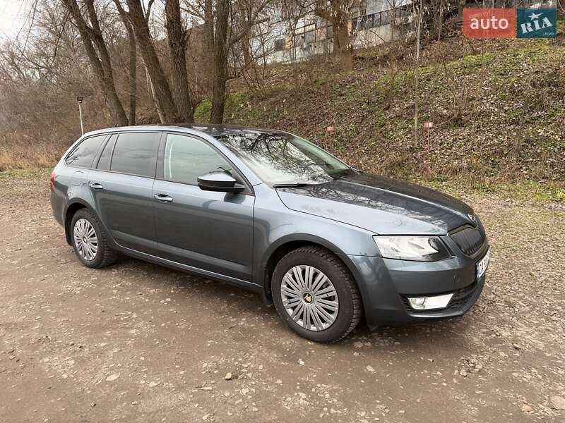 Универсал Skoda Octavia 2016 в Харькове фото 4 Универсал Skoda Octavia 2016 в Харькове