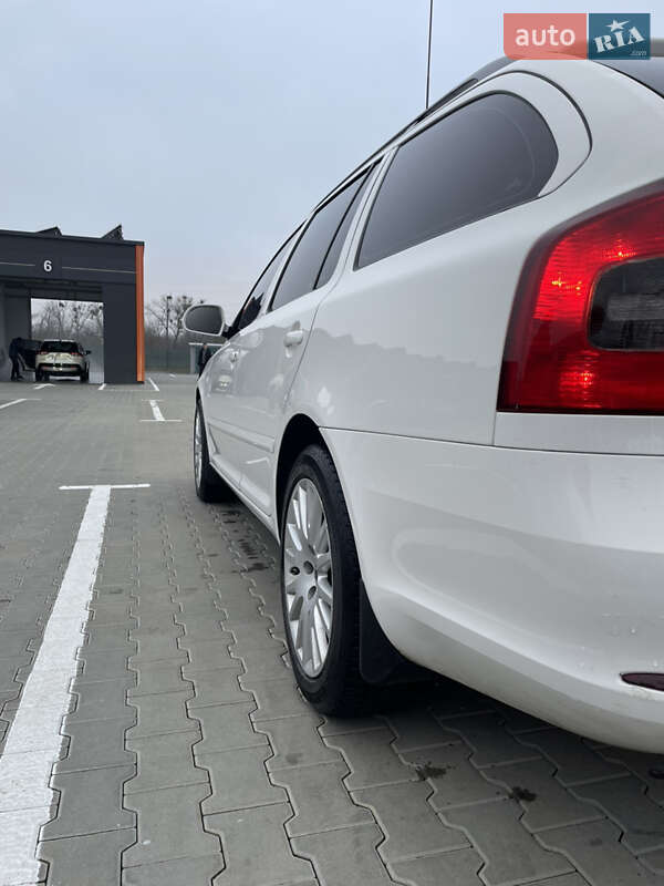 Универсал Skoda Octavia 2009 в Виннице