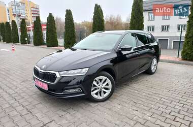 Универсал Skoda Octavia 2021 в Виннице