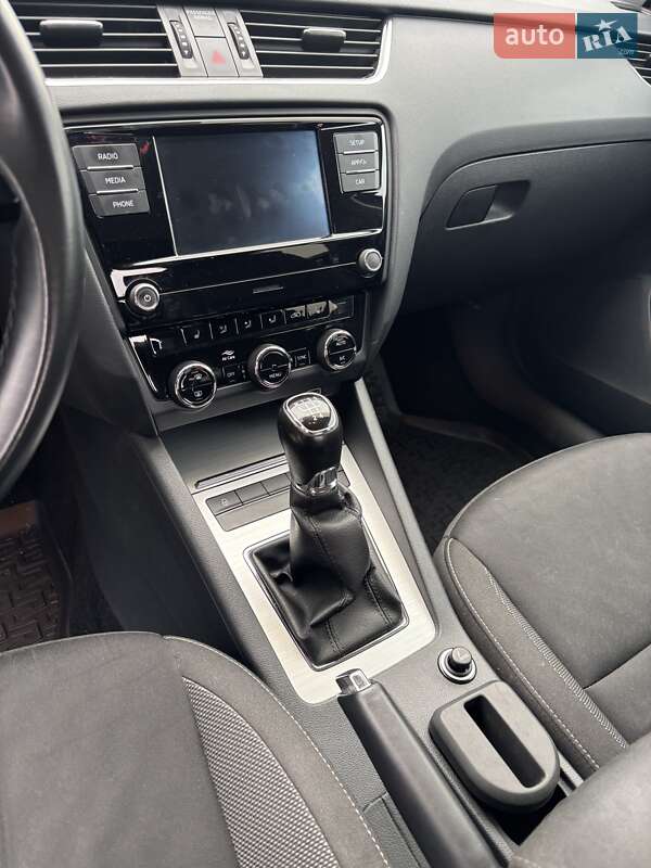 Лифтбек Skoda Octavia 2019 в Киеве фото 3 Лифтбек Skoda Octavia 2019 в Киеве
