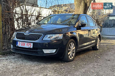 Лифтбек Skoda Octavia 2015 в Самборе