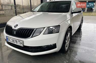 Лифтбек Skoda Octavia 2018 в Львове