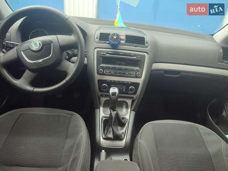 Лифтбек Skoda Octavia 2011 в Кривом Роге фото 16 Лифтбек Skoda Octavia 2011 в Кривом Роге