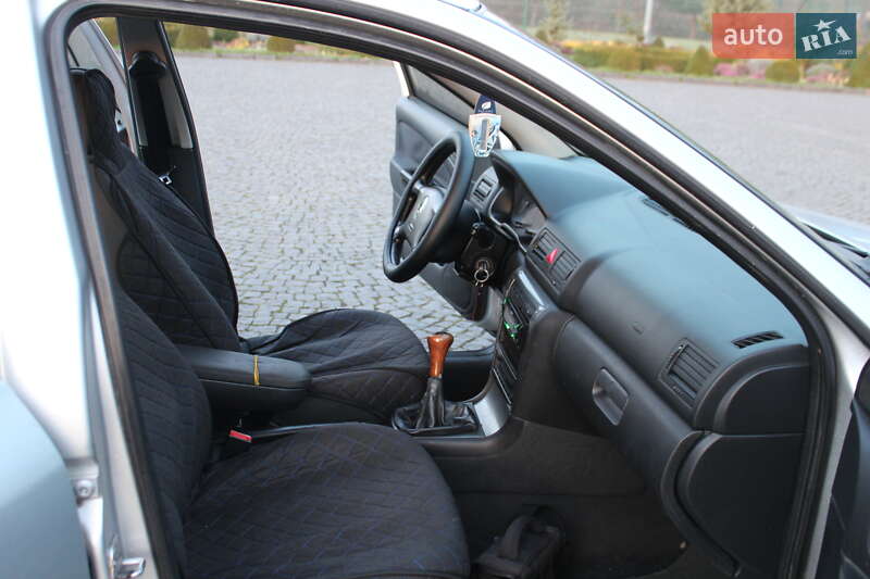 Ліфтбек Skoda Octavia 2004 в Жовкві фото 10 Ліфтбек Skoda Octavia 2004 в Жовкві