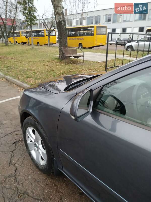 Универсал Skoda Octavia 2011 в Чернигове фото 25 Универсал Skoda Octavia 2011 в Чернигове