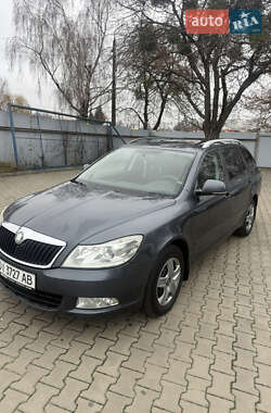Універсал Skoda Octavia 2010 в Вишневому