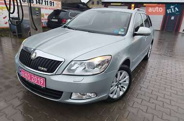 Універсал Skoda Octavia 2009 в Локачах