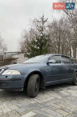 Ліфтбек Skoda Octavia 2004 в Лисянці