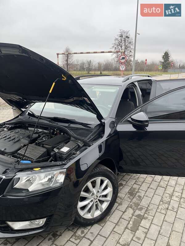 Универсал Skoda Octavia 2015 в Радехове