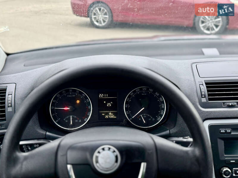 Лифтбек Skoda Octavia 2011 в Киеве фото 11 Лифтбек Skoda Octavia 2011 в Киеве