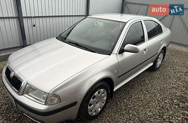 Лифтбек Skoda Octavia 2006 в Гусятине