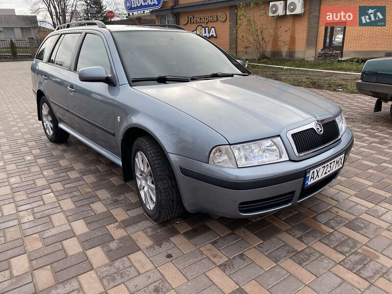 Универсал Skoda Octavia 2006 в Валках