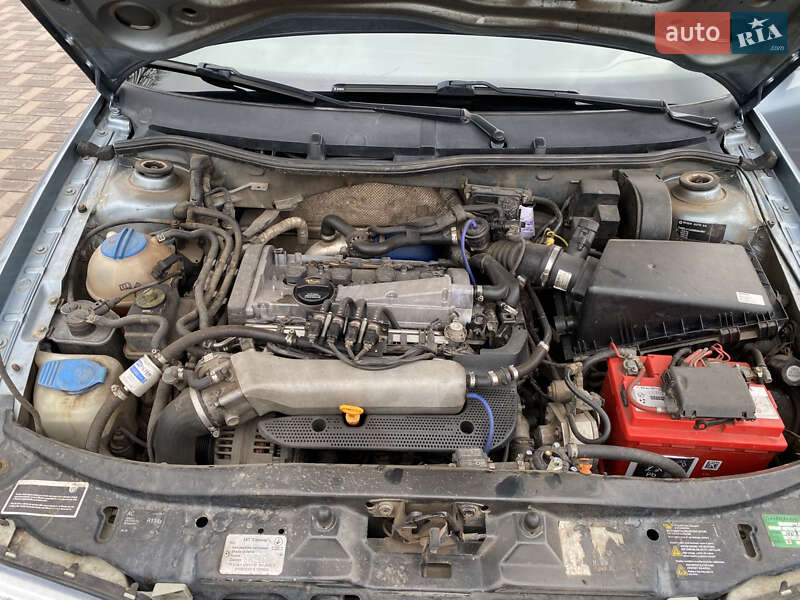 Универсал Skoda Octavia 2006 в Валках