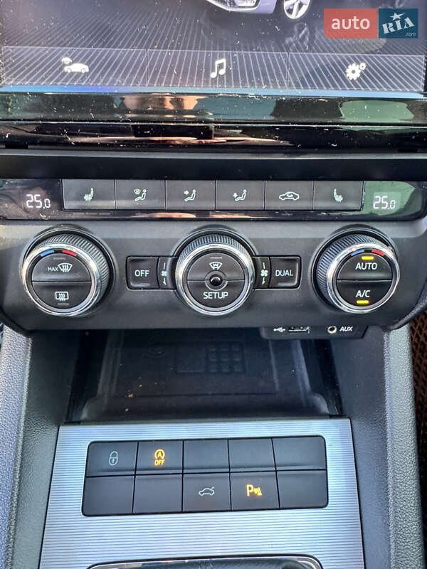 Универсал Skoda Octavia 2015 в Звенигородке фото 15 Универсал Skoda Octavia 2015 в Звенигородке