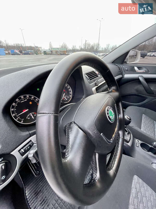Лифтбек Skoda Octavia 2012 в Днепре фото 13 Лифтбек Skoda Octavia 2012 в Днепре