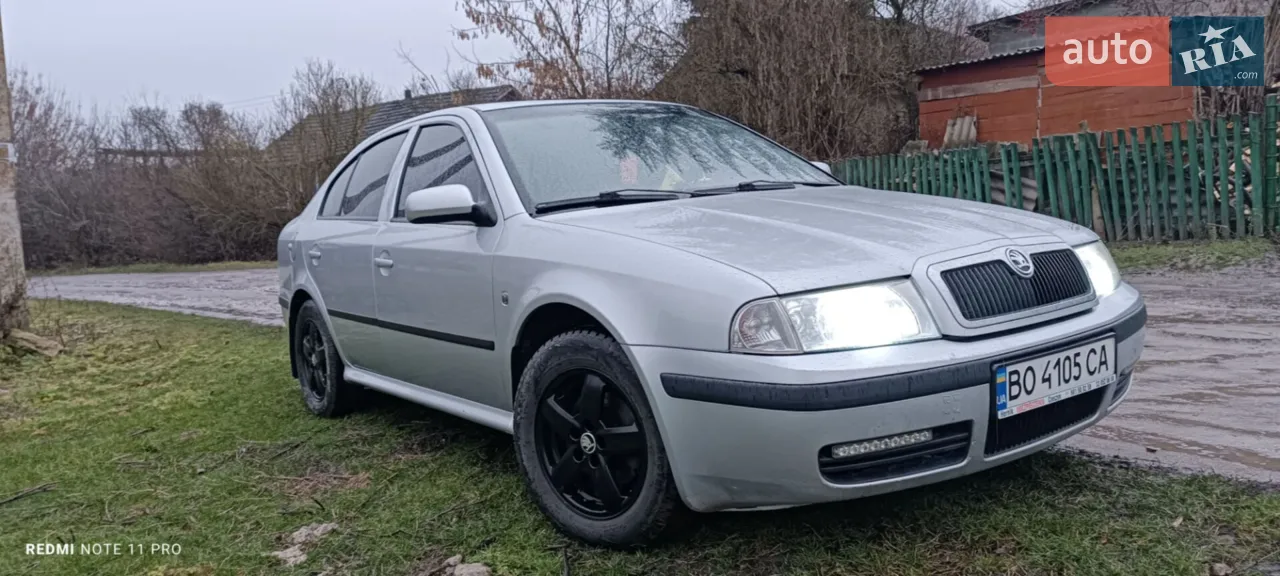 2010 Skoda Octavia - мініатюра 8