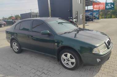 Лифтбек Skoda Octavia 2004 в Косове