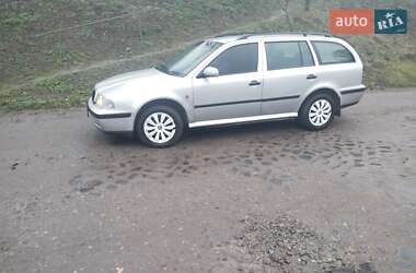 Універсал Skoda Octavia 1998 в Острозі