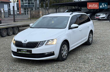 Универсал Skoda Octavia 2017 в Калуше
