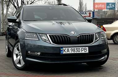 Універсал Skoda Octavia 2018 в Дніпрі
