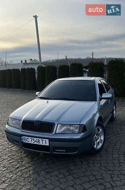 Ліфтбек Skoda Octavia 2004 в Жовкві