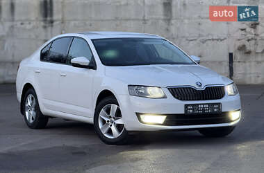 Ліфтбек Skoda Octavia 2016 в Рівному
