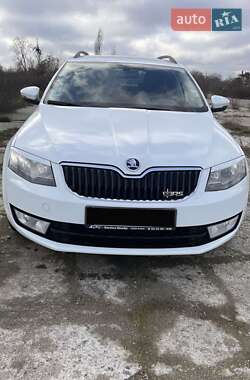 Универсал Skoda Octavia 2015 в Подольске