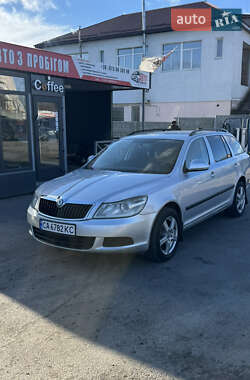 Универсал Skoda Octavia 2012 в Каменке