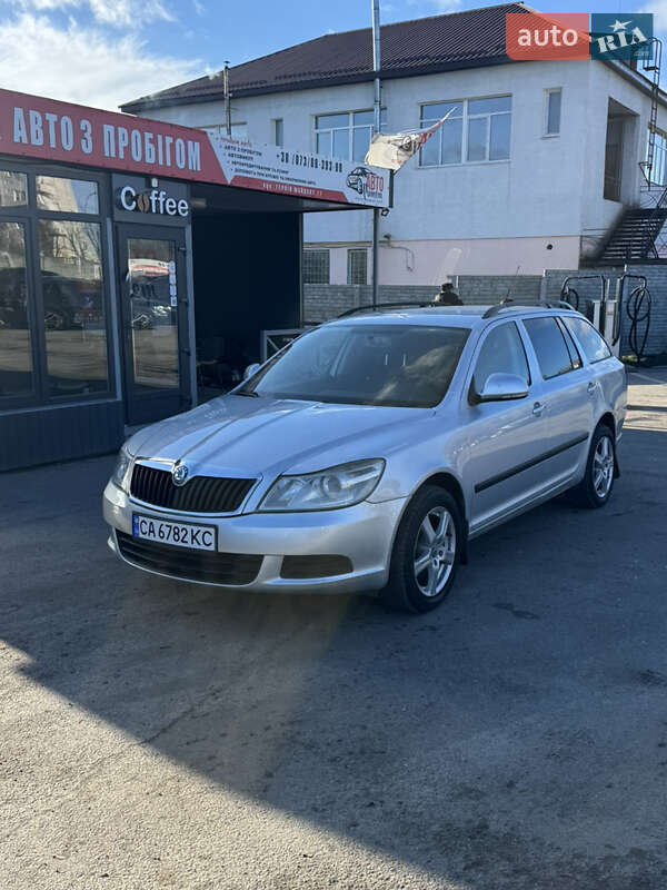 Skoda Octavia 2012 Skoda Octavia 2012