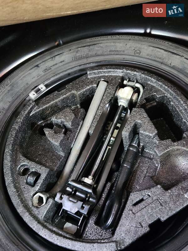 Универсал Skoda Octavia 2010 в Запорожье