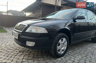 Лифтбек Skoda Octavia 2006 в Мукачево